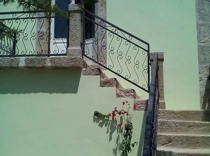 Quinta Do Carvalhal * Horta da Vilarica